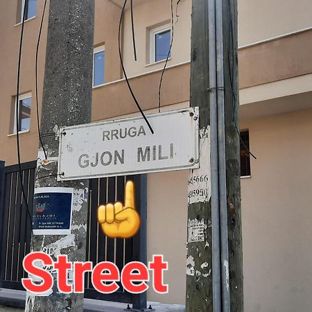 Deni'S Family Apartment In New Blvd Тирана Екстериор снимка