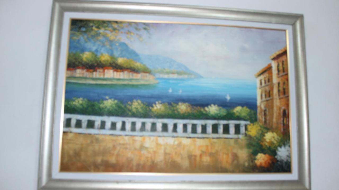 Deni'S Family Apartment In New Blvd Тирана Екстериор снимка