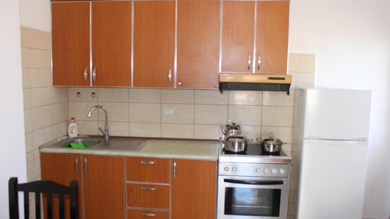 Deni'S Family Apartment In New Blvd Тирана Екстериор снимка